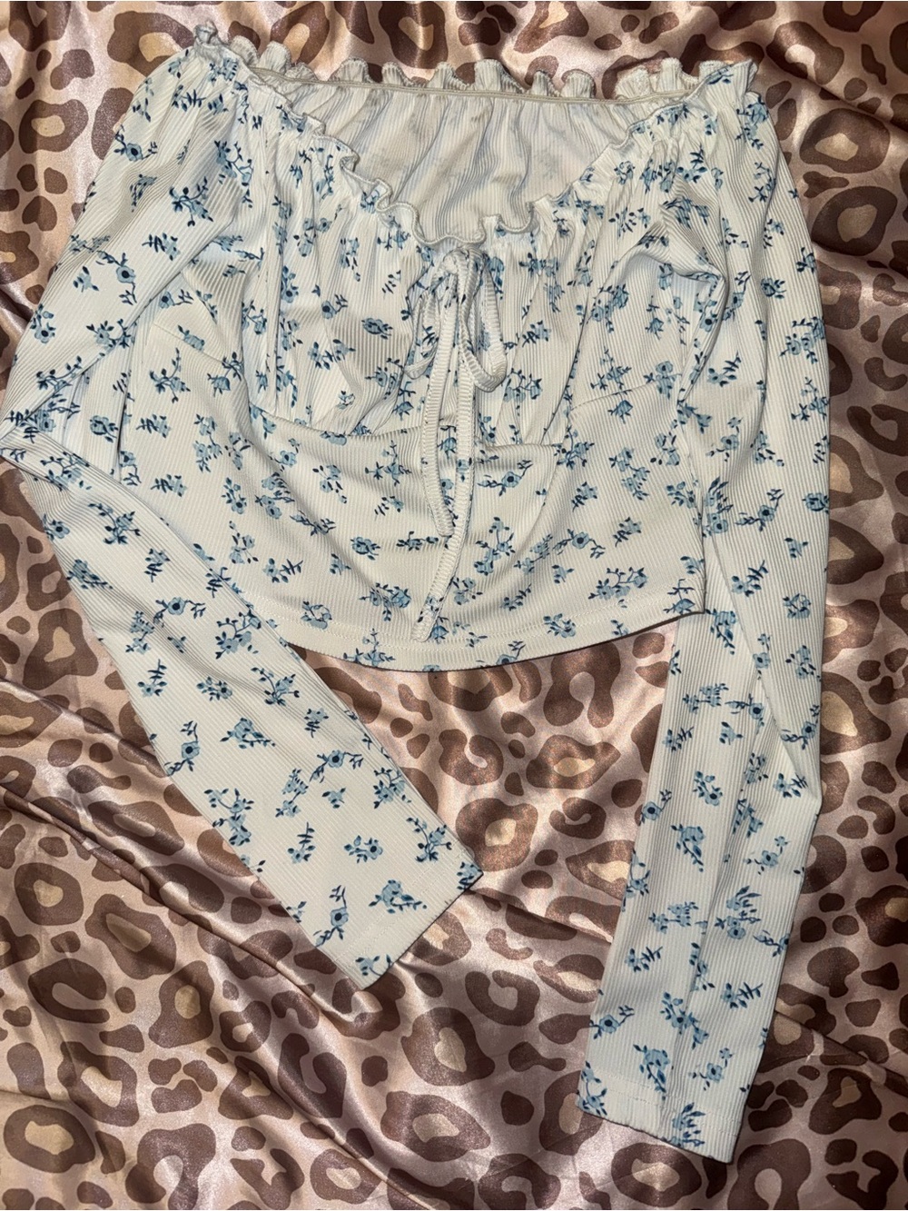 SHEIN White Cropped Floral Long-Sleeve Bandeau Top